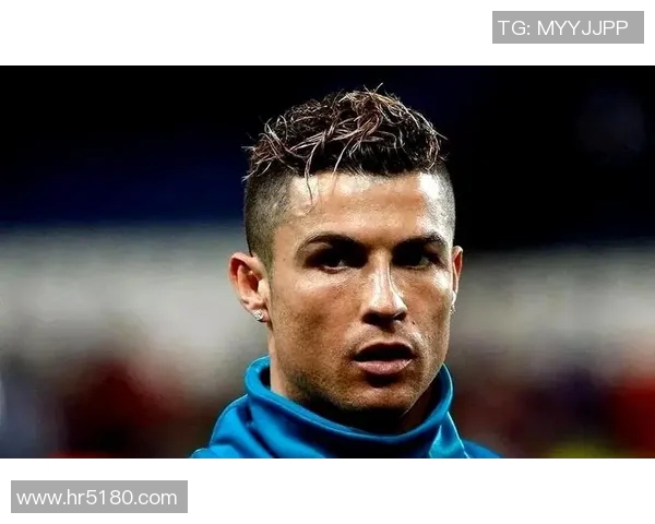 足球明星场内场外的风采与生活揭秘探讨他们的职业生涯与个人魅力 足球明星场内场外的风采与生活揭秘探讨他们的职业生涯与个人魅力