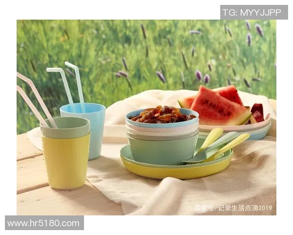 足球明星分享盒饭美食视频揭秘他们的饮食习惯与生活点滴 足球明星分享盒饭美食视频揭秘他们的饮食习惯与生活点滴