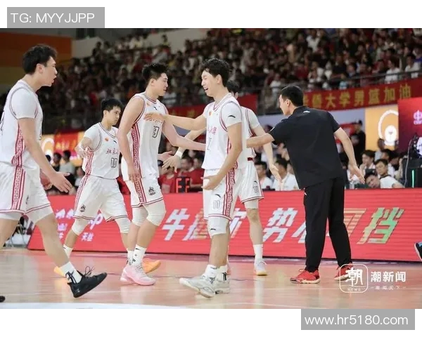 篮球四明星齐聚赛场展现巅峰对决激情碰撞引爆全场热情