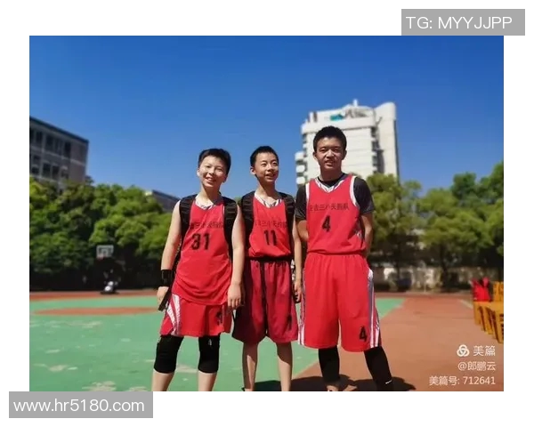 兄弟篮球明星的传奇之路与梦想追逐的精彩瞬间